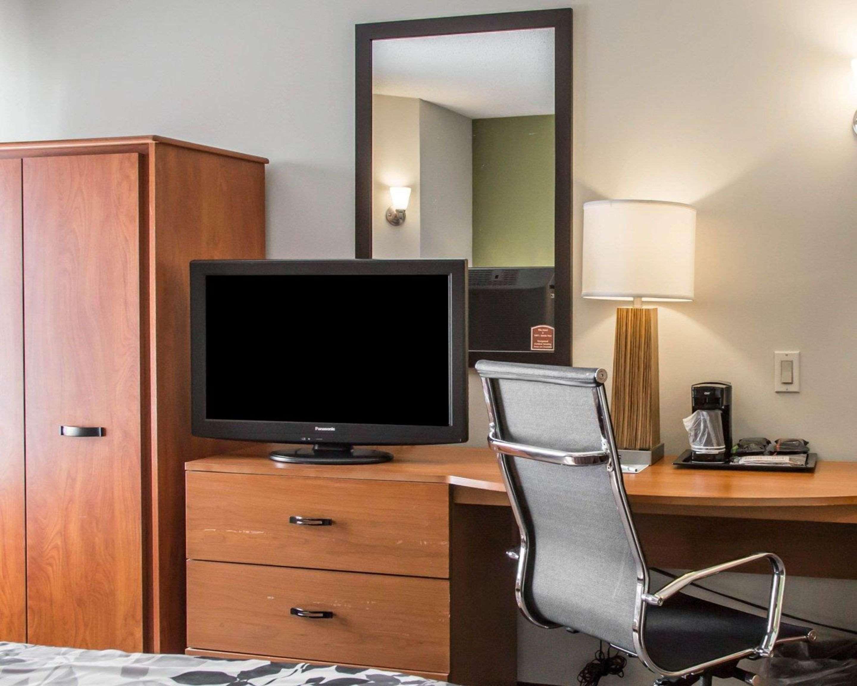 Sleep Inn Midway Airport Bedford Park Bagian luar foto
